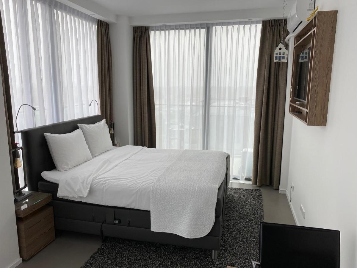 Black Jack Suites אמסטרדם מראה חיצוני תמונה